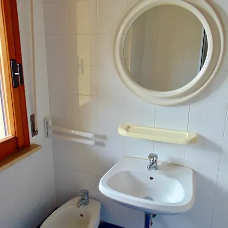 M277 - Marcelli, Trilocale Con Terrazzo A 100mt Al Mare *